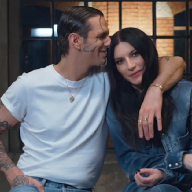 LAURA PAUSINI, ACHILLE LAURO