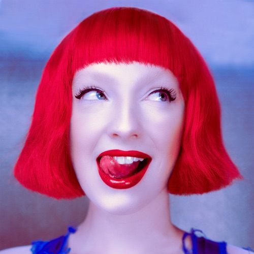 SOPHIE &AMP; THE GIANTS